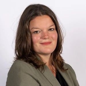 Anne-Garretsen-1__FocusFillWyIwLjA0IiwiMC4wMCIsNjAwLDYwMF0 (1)